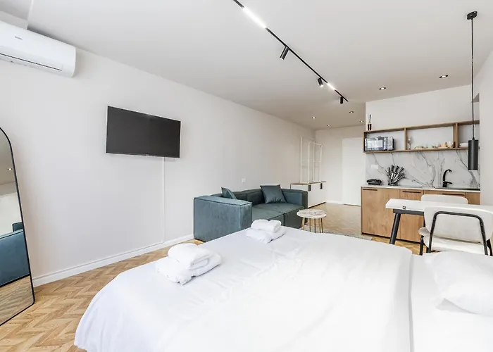 公寓 1 Bedroom Loft - Serenitas 1 By Pikhost *