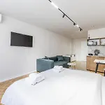 Апартаменты 1 Bedroom Loft - Serenitas 1 By Pikhost *