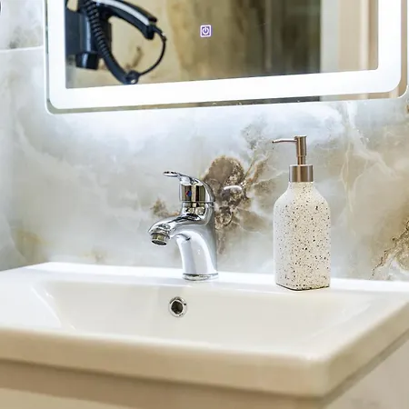 1 Bedroom Loft - Serenitas 1 By Pikhost * Tirana